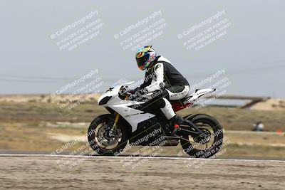 media/May-26-2025-Lets Ride (Mon) [[3bf1de1d65]]/B Group/1220pm (Wheelie Bump)/